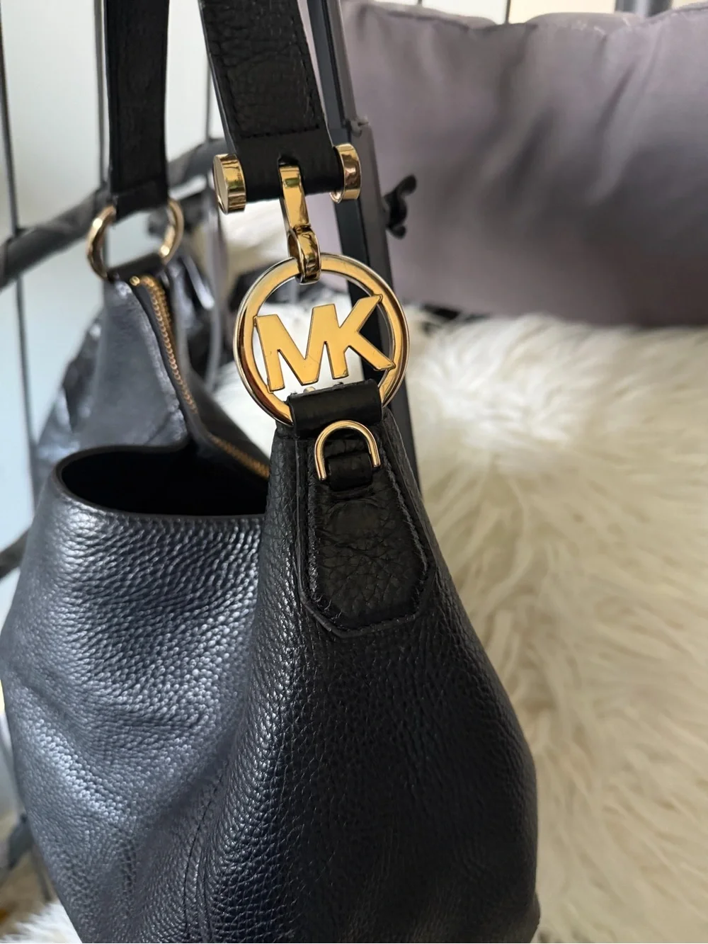 Michael Kors, Black Leather Hobo Shoulder Bag - Classic Women’s Handbag